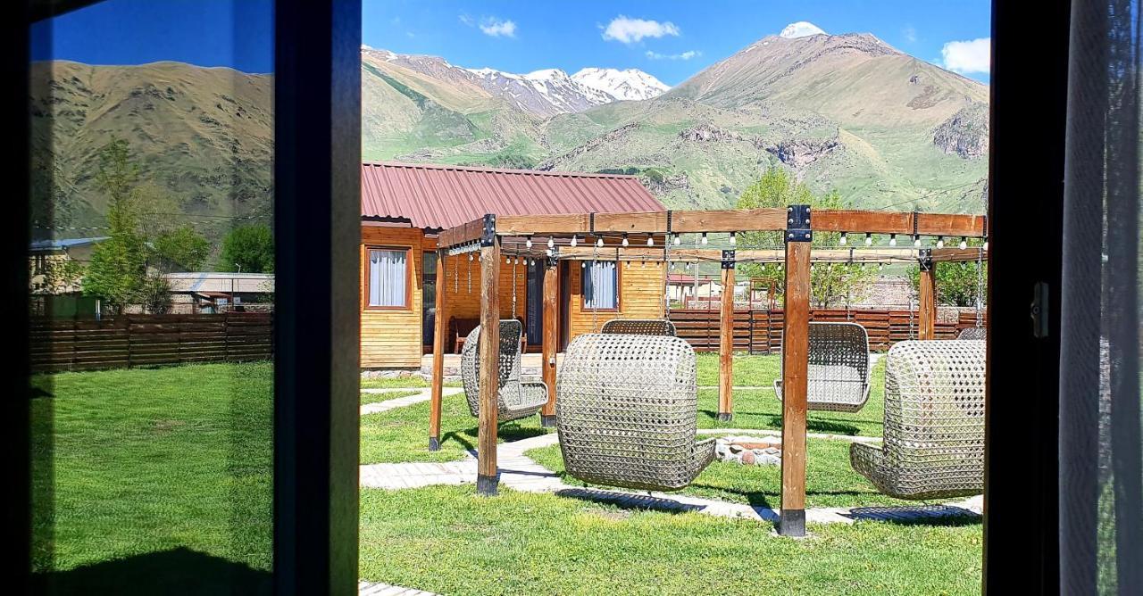 Hotel Migu Yard Kazbegi Exterior foto